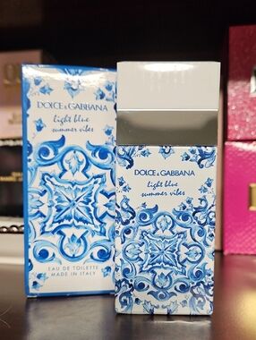Dolce And Gabbana Light Blue Summer Vibes